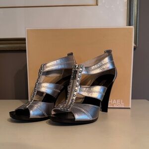 Michael Kors Metallic Nickel Heels (7.5 M) new